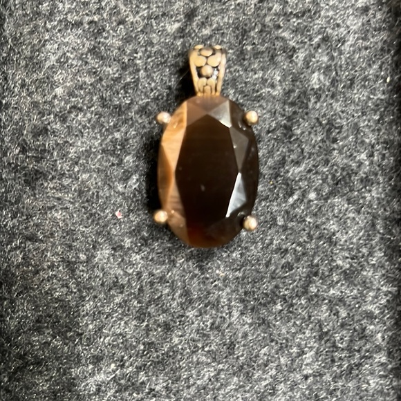 Brown gemstone pendant - Picture 1 of 4